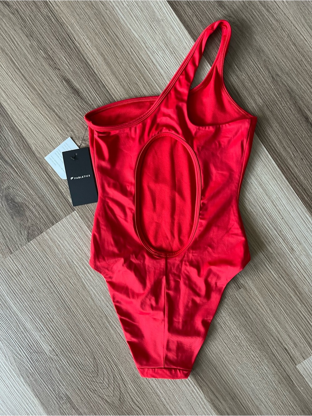 Fabletics NWT Red One Shoulder Cutout One Piece Swimsuit XS - Picture 3 of 4